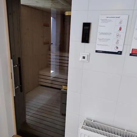 Apartment Slovianka By Lookap Sauna Parking Basen Lodz (Lodz)